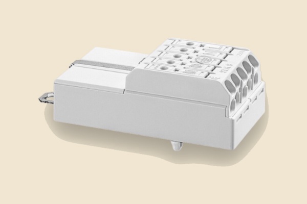 SLK 8: turning DALI luminaires wireless with one connector